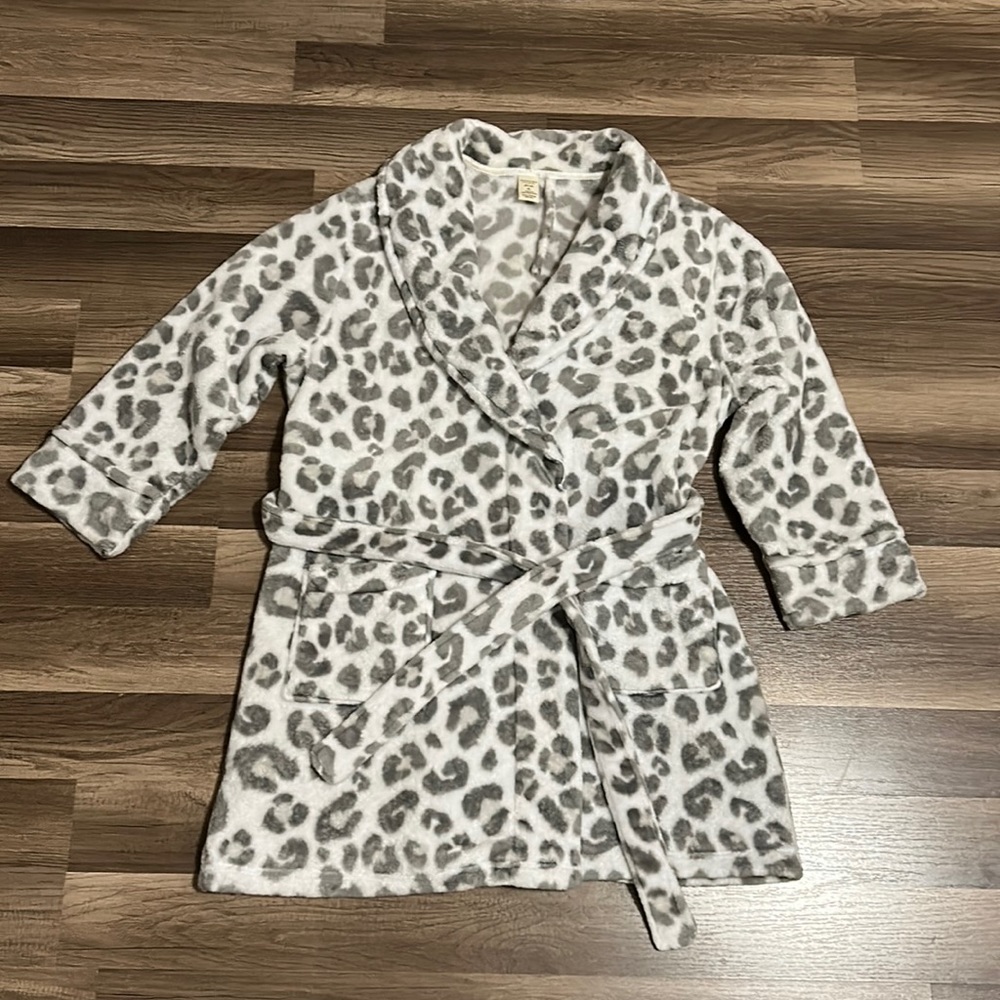 Super Soft Sonoma Leopard Print Robe